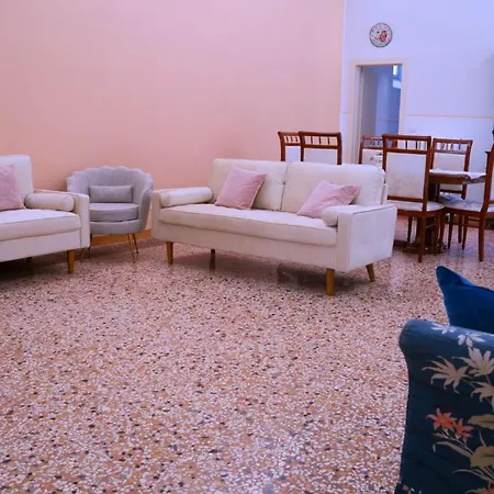 Sweet Apartment *